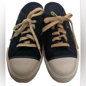 Nike  Blue Denim Size 8.5 Mules Platform Slip On Shoes (143028-471